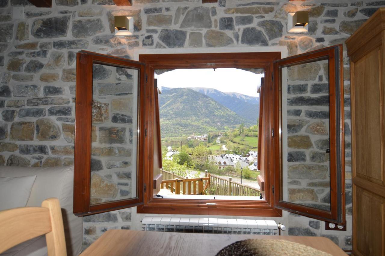 Hotel Rural El Porton De Murillo Broto Exterior photo
