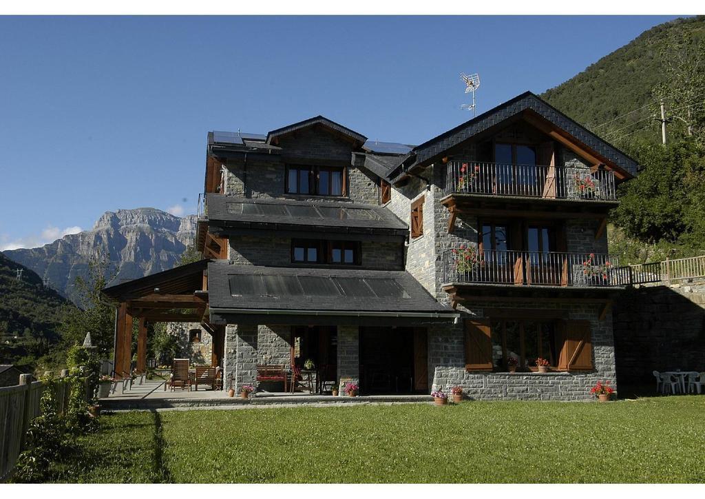Hotel Rural El Porton De Murillo Broto Exterior photo