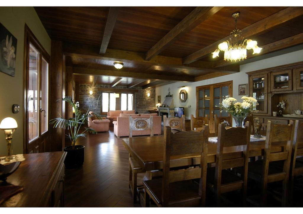 Hotel Rural El Porton De Murillo Broto Exterior photo